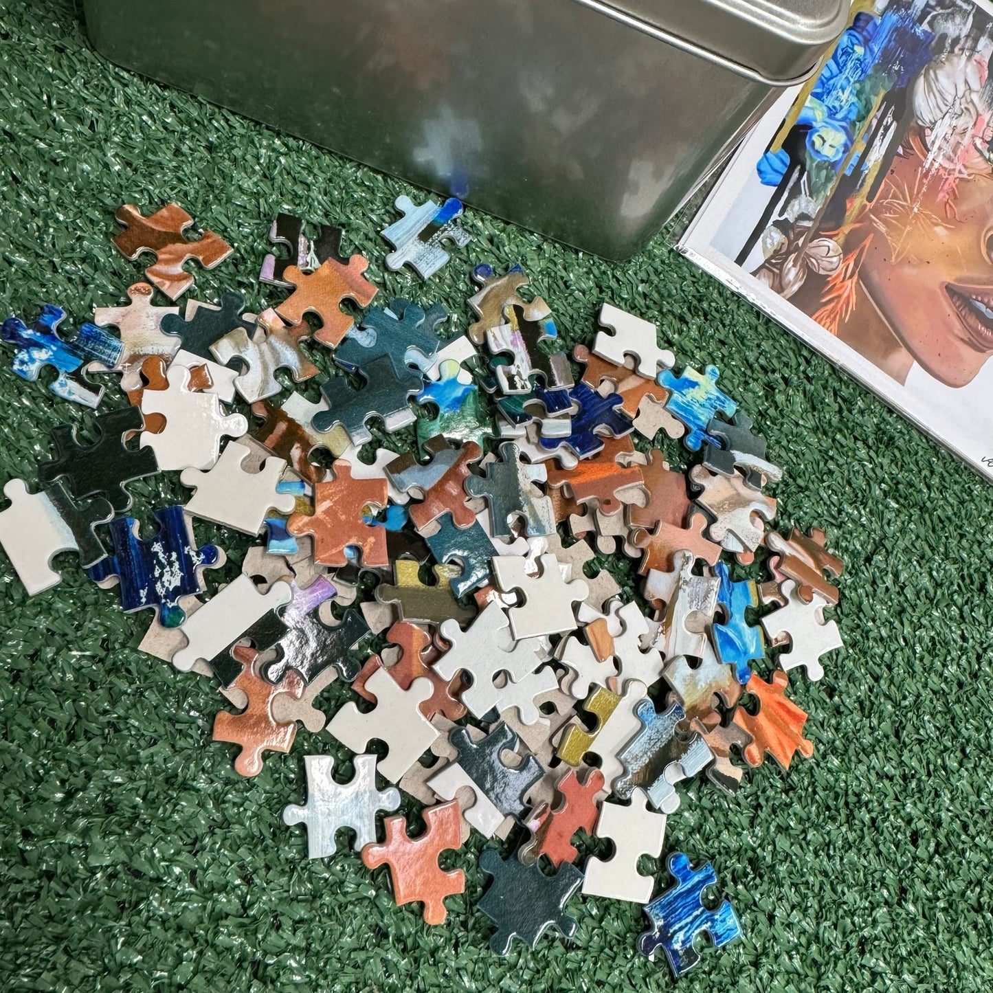 flowers + faces fade into you puzzle set with print